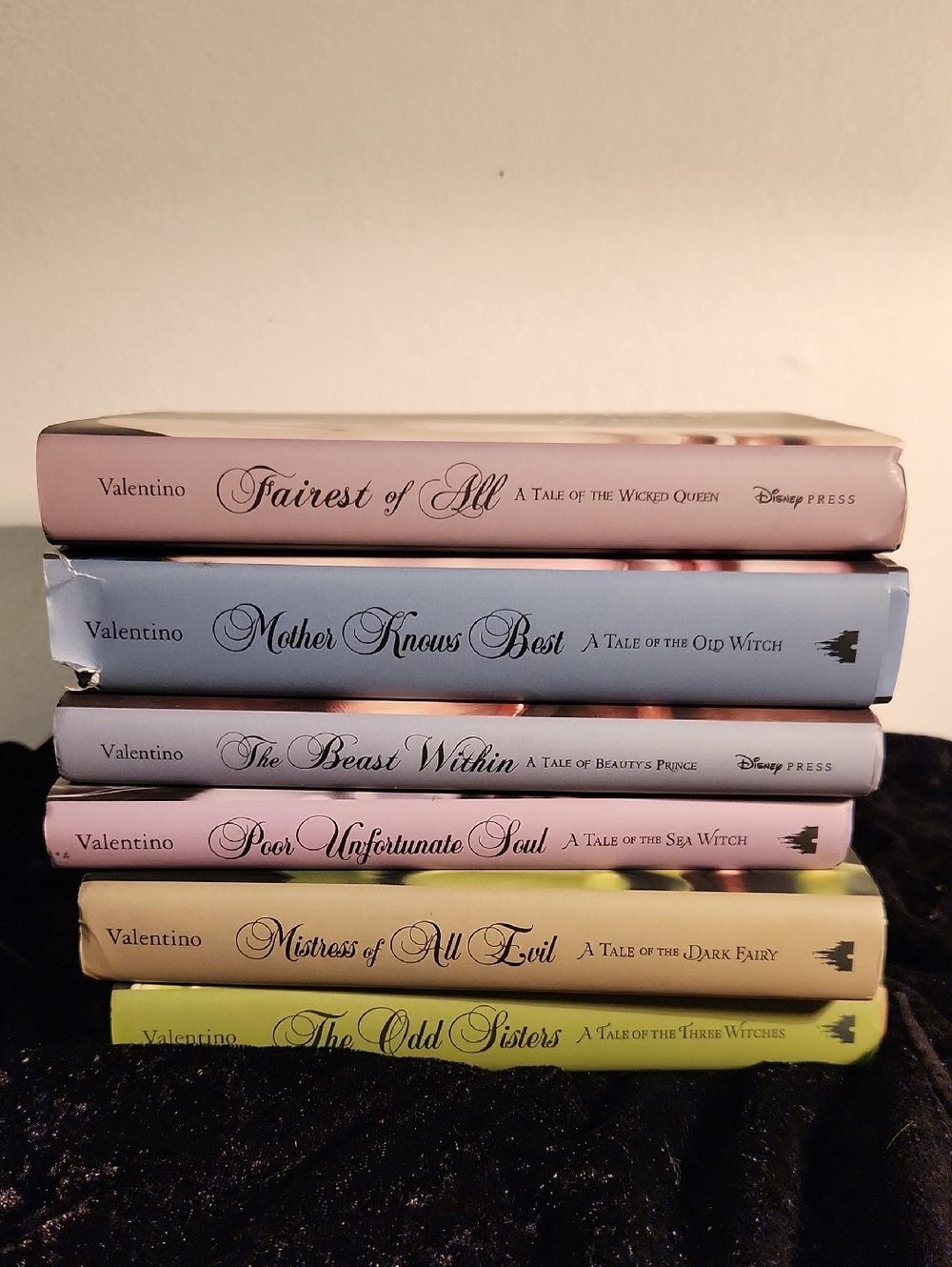 Disney Villains Book Set By Serena Valentino - Picture 5 of 5
